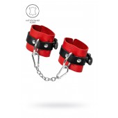 Красно-черные мягкие наручники с одним ремешком с люверсами - Pecado - купить с доставкой в Вологде