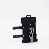 Черные кожаные оковы с хромированной фурнитурой - Crazy Handmade - купить с доставкой в Вологде