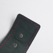 Черные кожаные наручники с красной строчкой - Crazy Handmade - купить с доставкой в Вологде