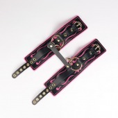 Черные кожаные оковы с розовой строчкой - Crazy Handmade - купить с доставкой в Вологде