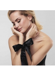 Черные ленты для связывания SILKY SENSUAL HANDCUFFS - Bijoux Indiscrets - купить с доставкой в Вологде