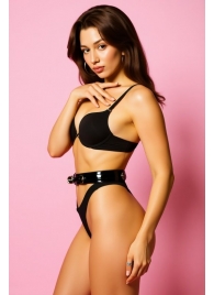 Эффектный черный пояс из лаковой эко-кожи - БДСМ Арсенал - купить с доставкой в Вологде