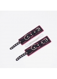 Черно-розовые кожаные наручники с розовой строчкой - Crazy Handmade - купить с доставкой в Вологде